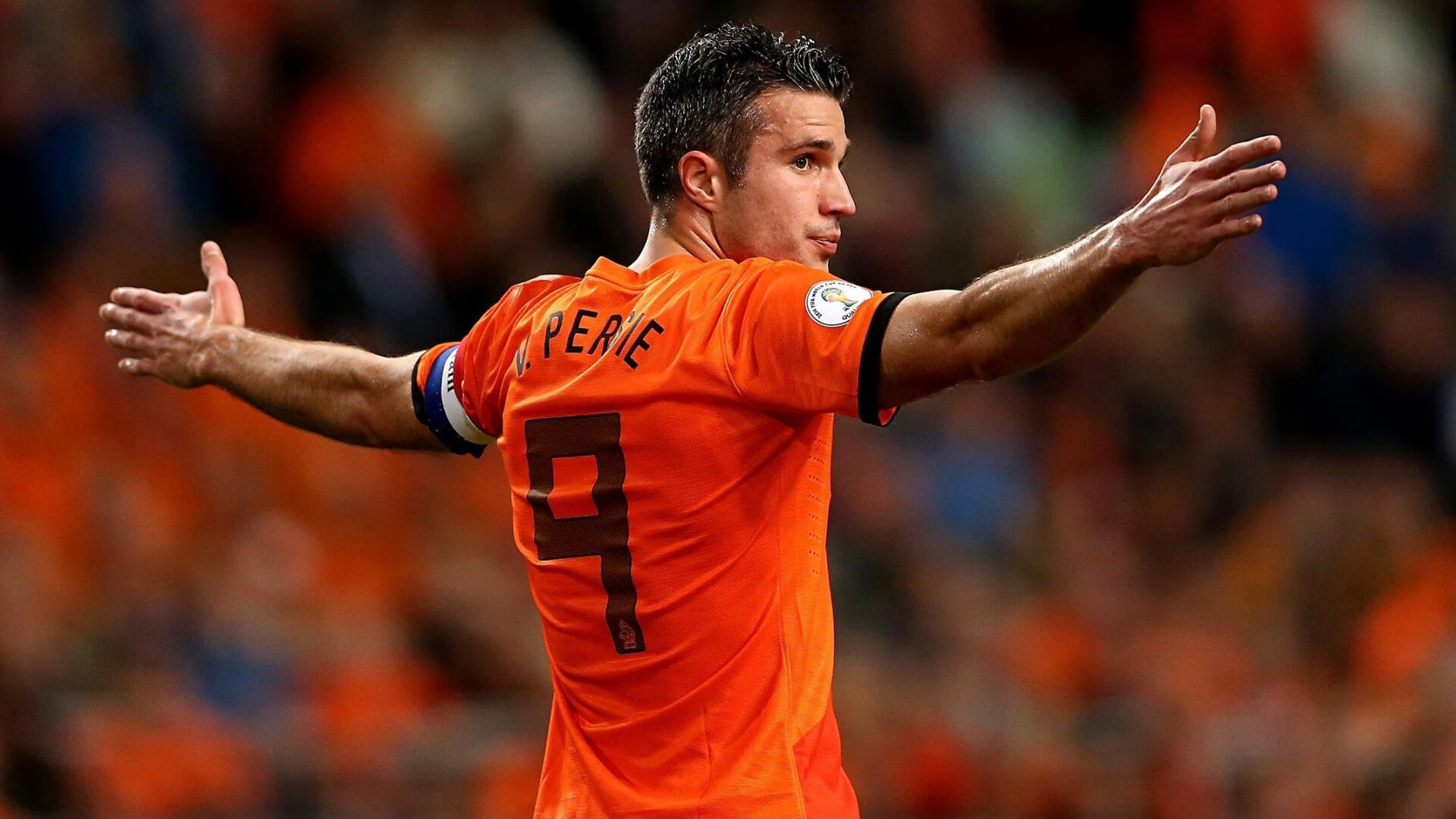 国足门将位置竞争激烈,国足的门将